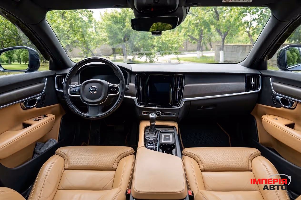 Volvo V90 Cross Country - фото 8