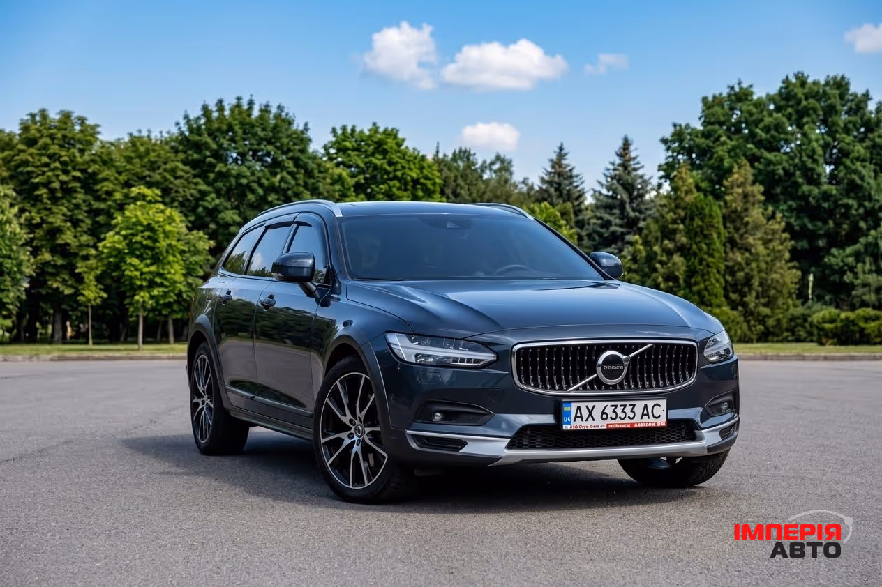 Volvo V90 Cross Country - фото 2