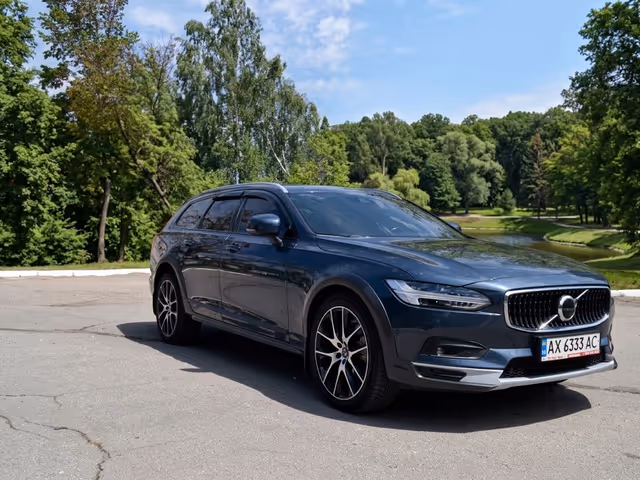 Volvo V90 Cross Country - фото 4