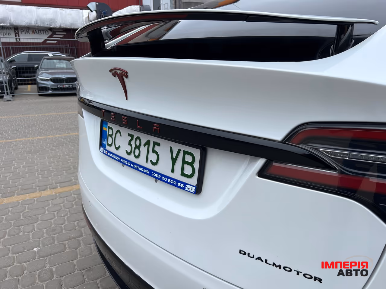 Tesla Model X - фото 7