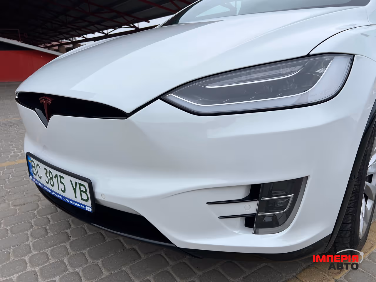 Tesla Model X - фото 9