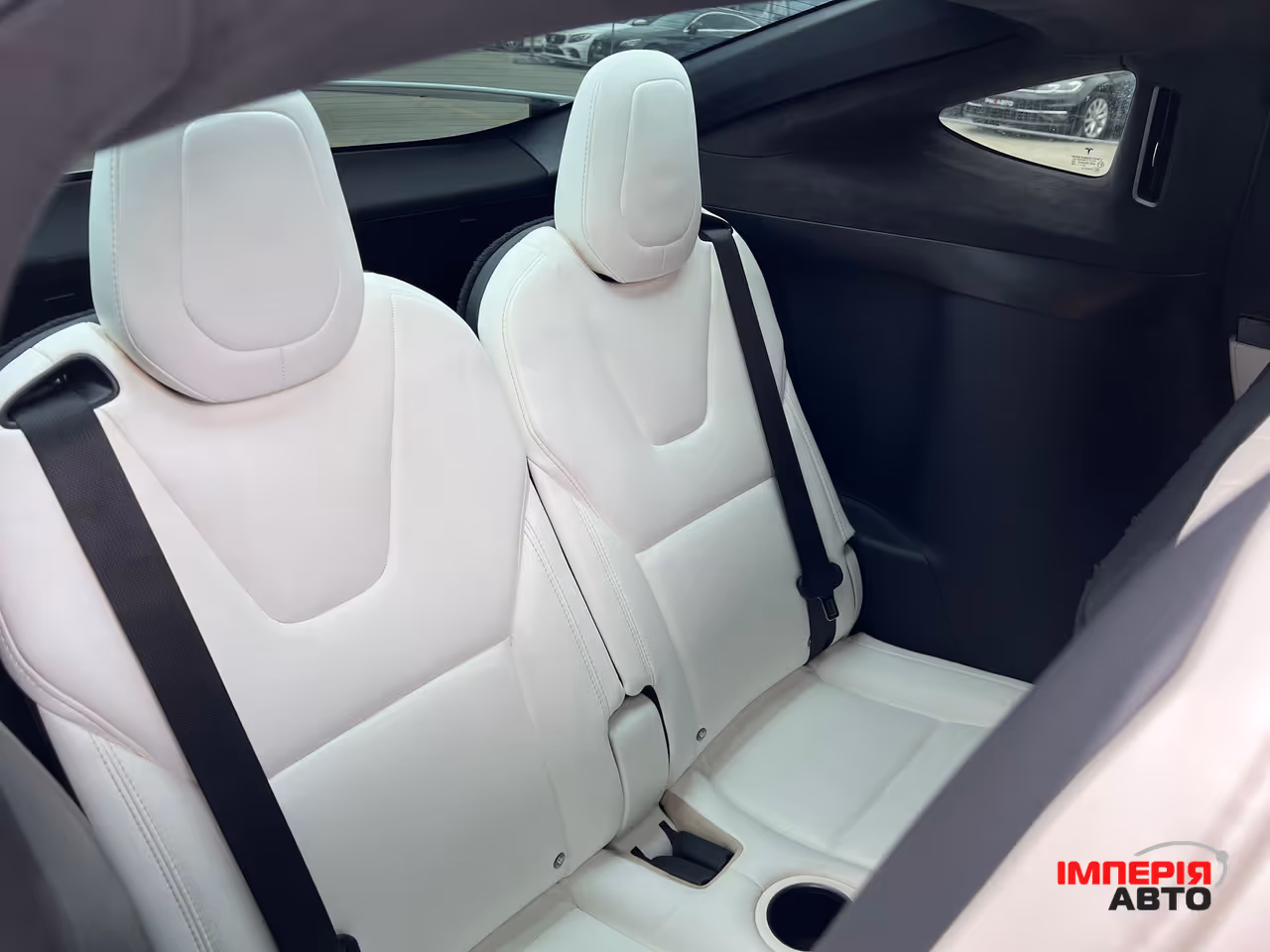Tesla Model X - фото 21