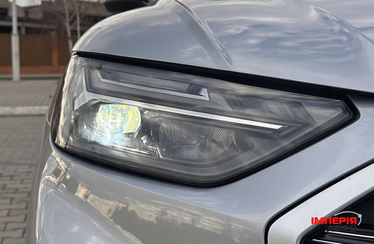 Audi Q5 - фото 6