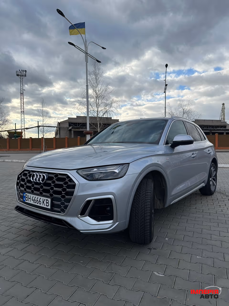 Audi Q5 - фото 1