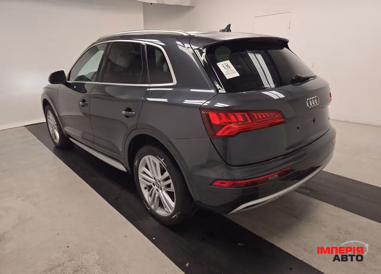 Audi Q5 - фото 6