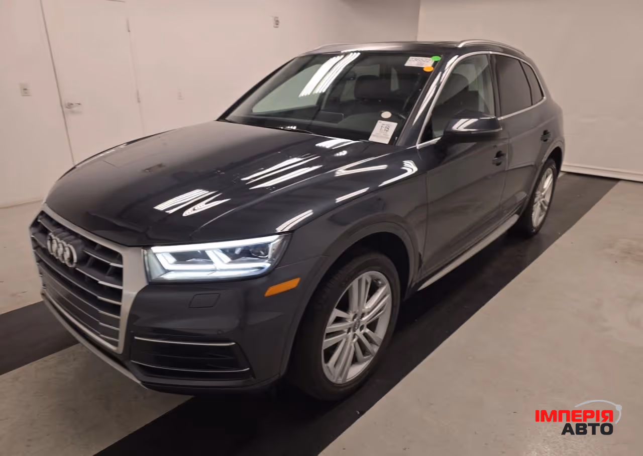 Audi Q5 - фото 1