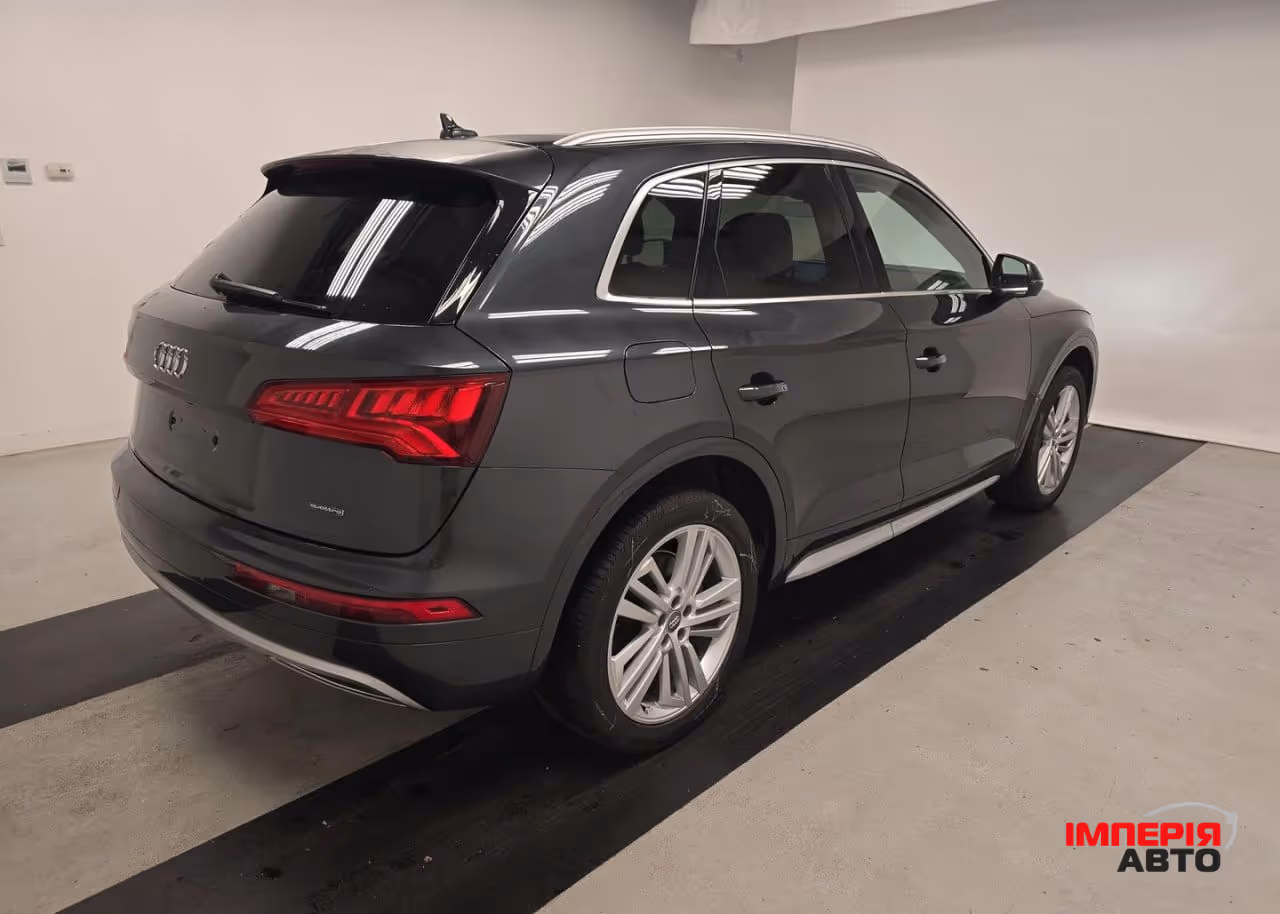 Audi Q5 - фото 4