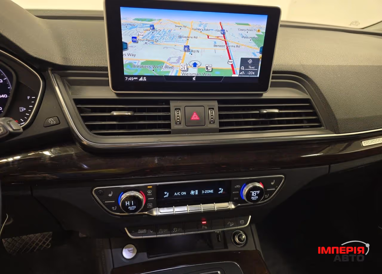 Audi Q5 - фото 9