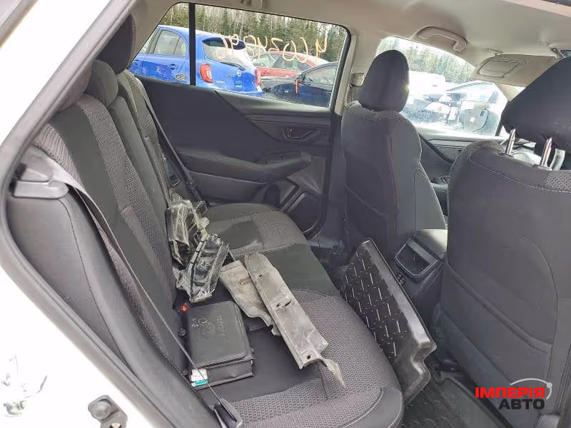 Subaru Outback - фото 9
