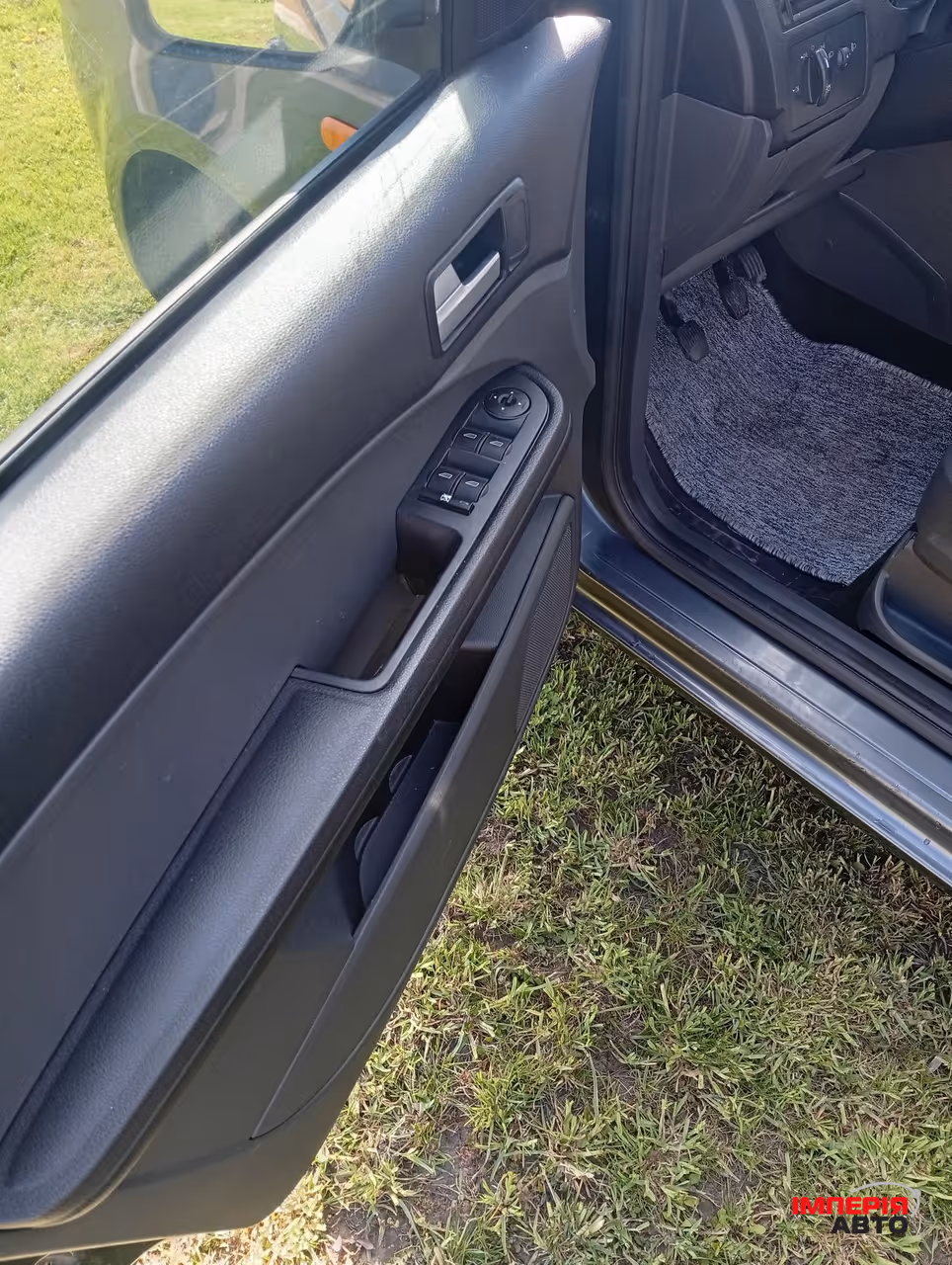 Ford C-MAX - фото 13