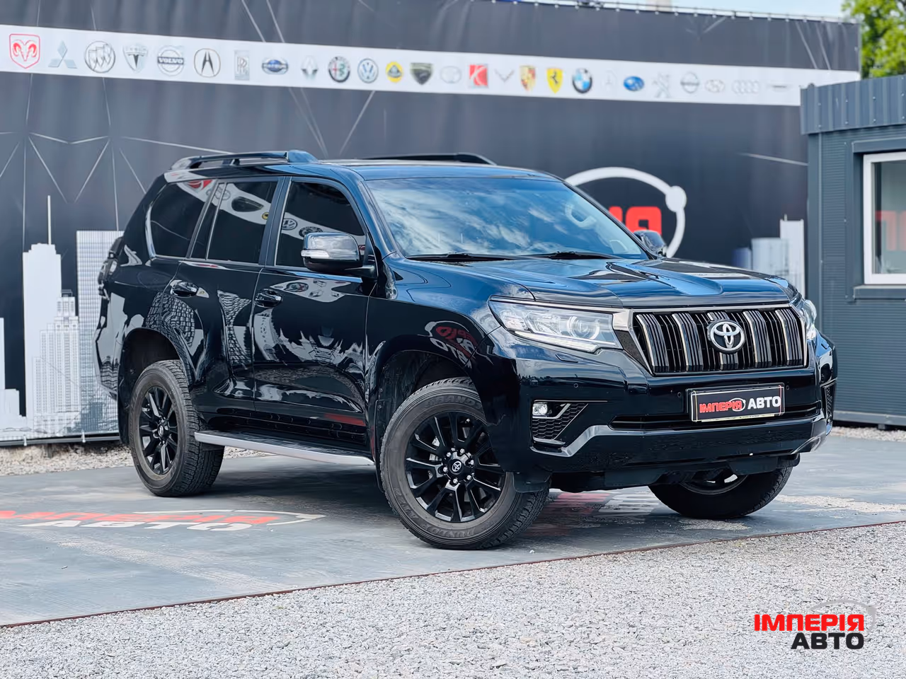 Toyota Land Cruiser Prado - фото 1