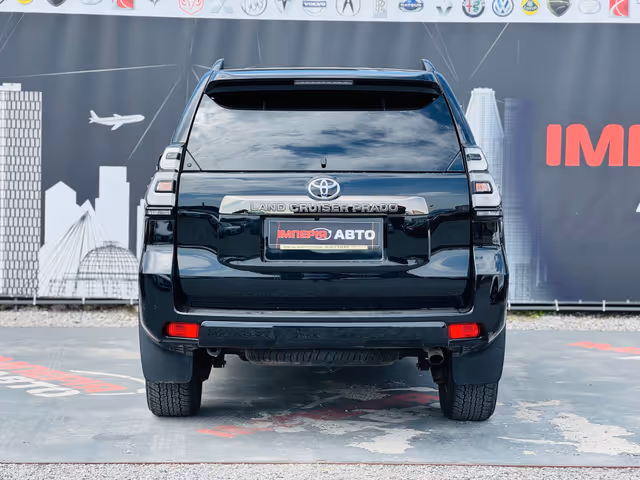 Toyota Land Cruiser Prado - фото 4