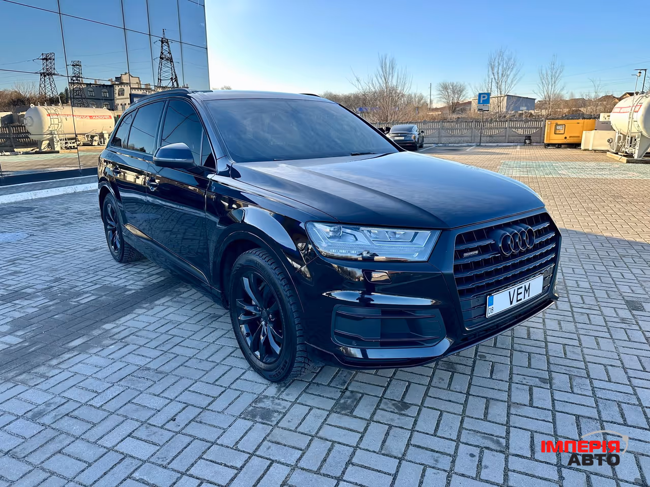 Audi Q7 - фото 2