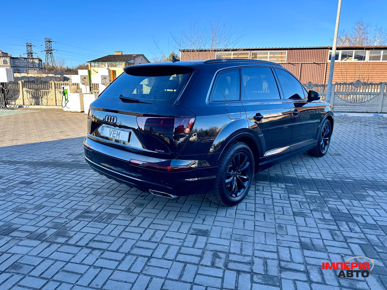 Audi Q7 - фото 4