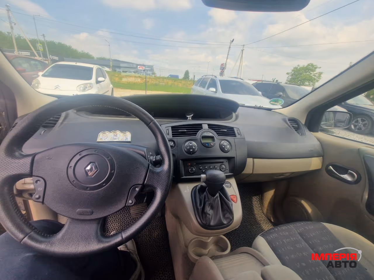 Renault Megane - фото 17