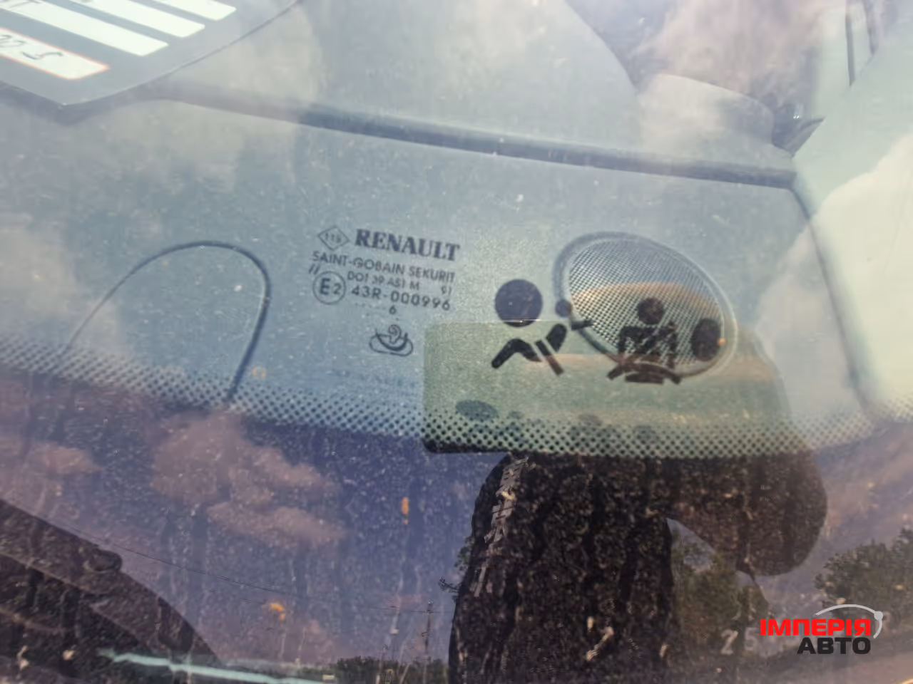 Renault Megane - фото 12