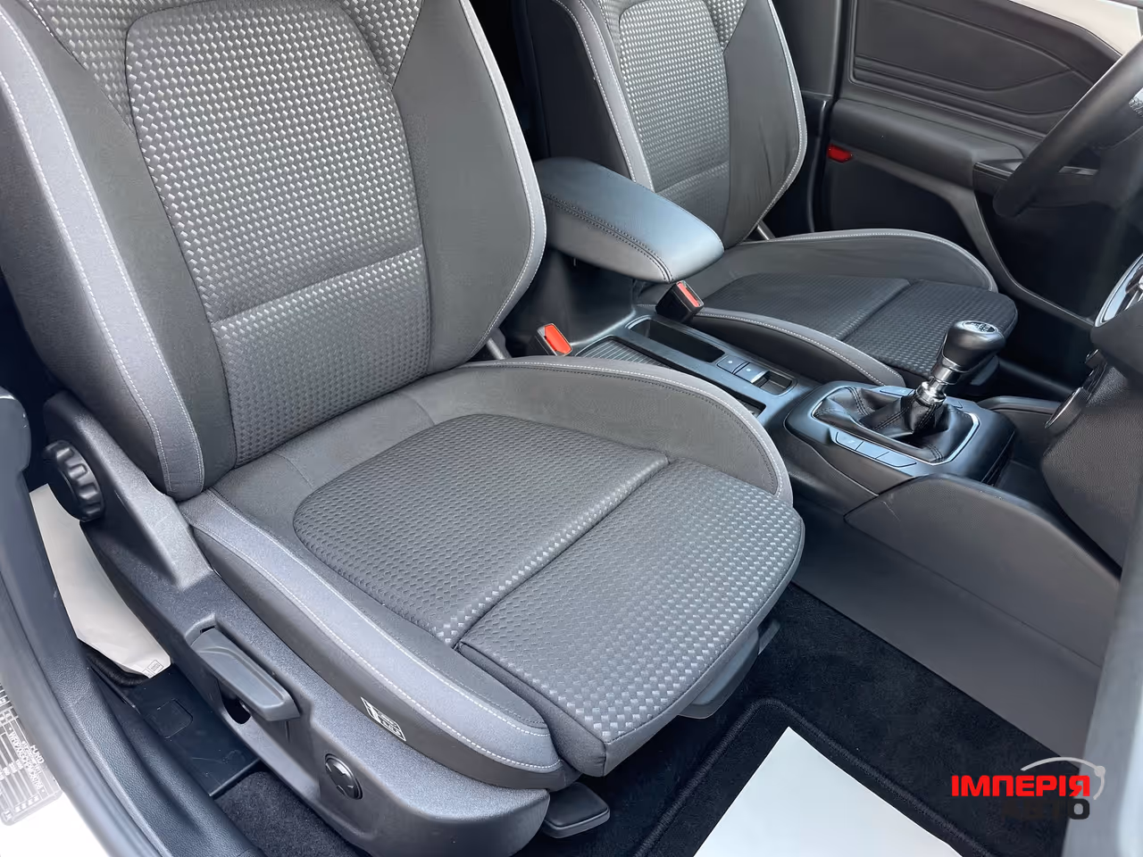 Ford Focus - фото 55