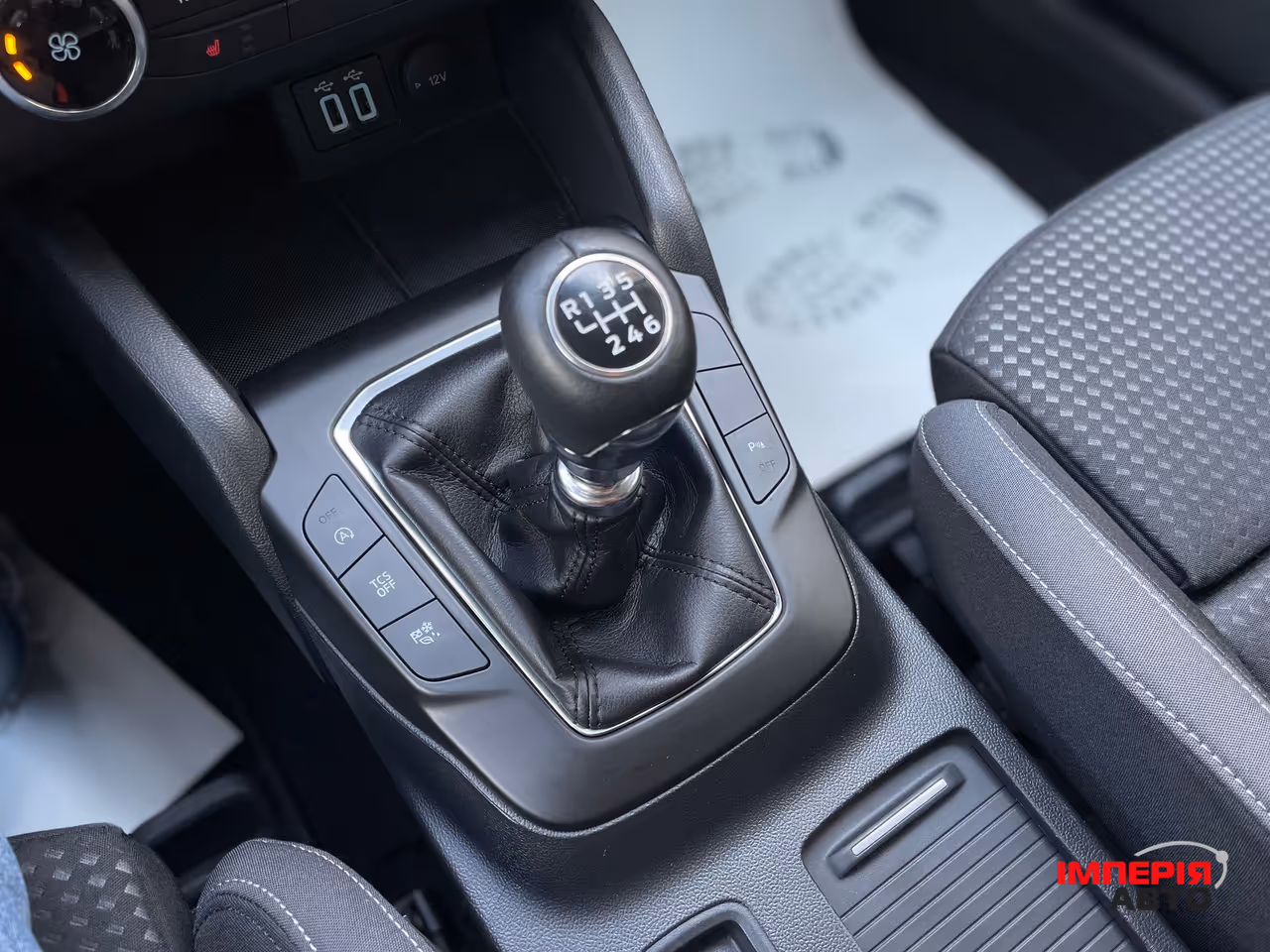 Ford Focus - фото 29