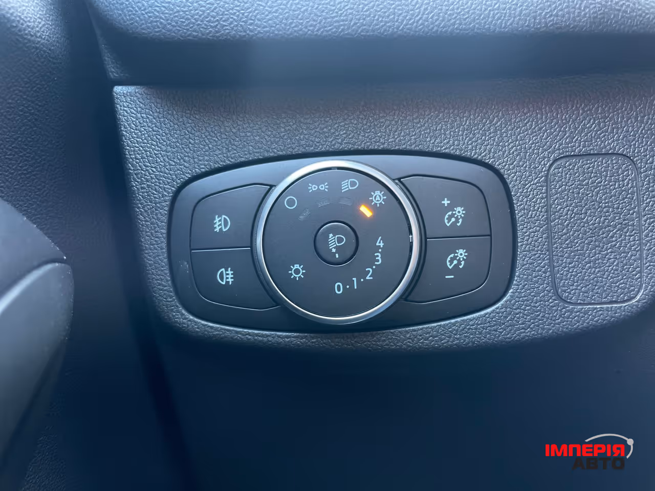 Ford Focus - фото 23
