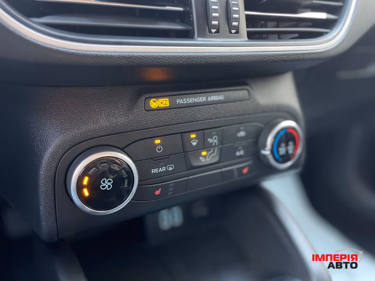 Ford Focus - фото 27