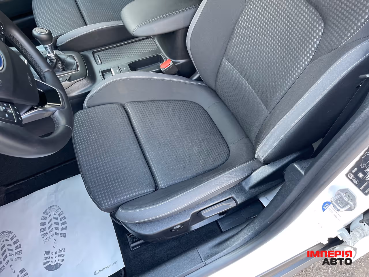 Ford Focus - фото 18