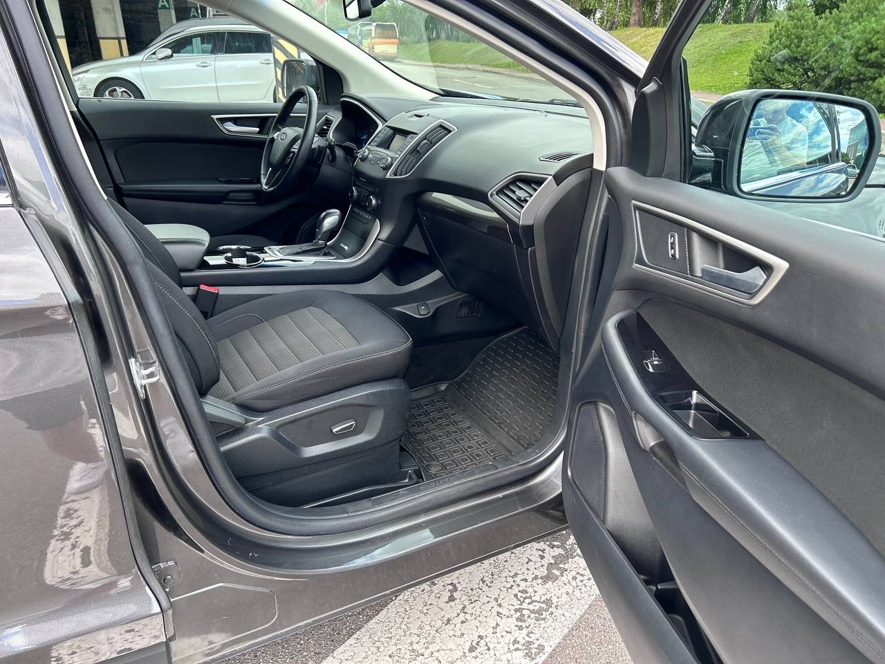 Ford Edge - фото 3