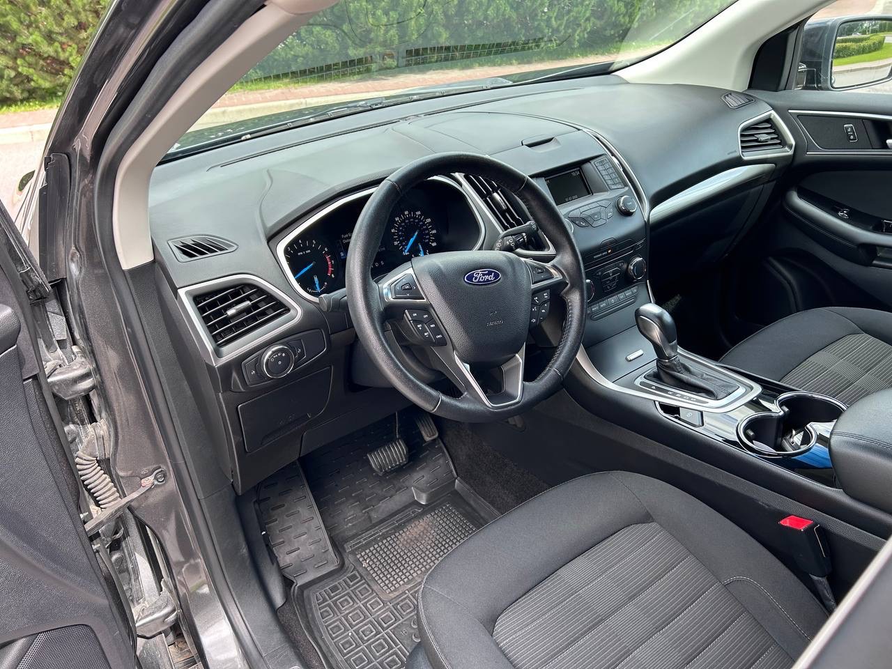 Ford Edge - фото 2