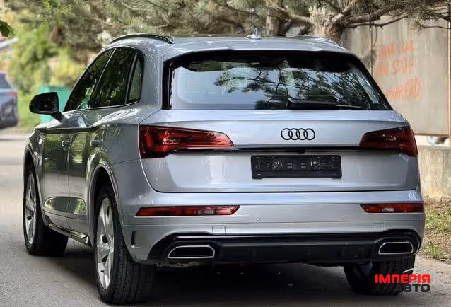 Audi Q5 - фото 4