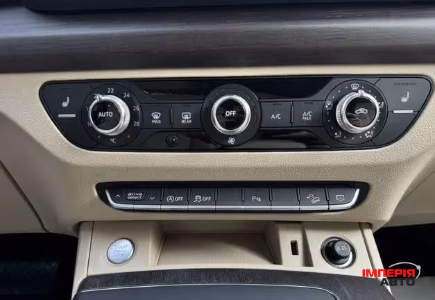 Audi Q5 - фото 12