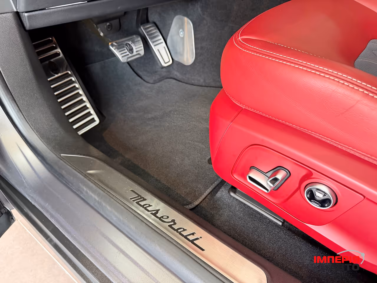 Maserati Levante - фото 26
