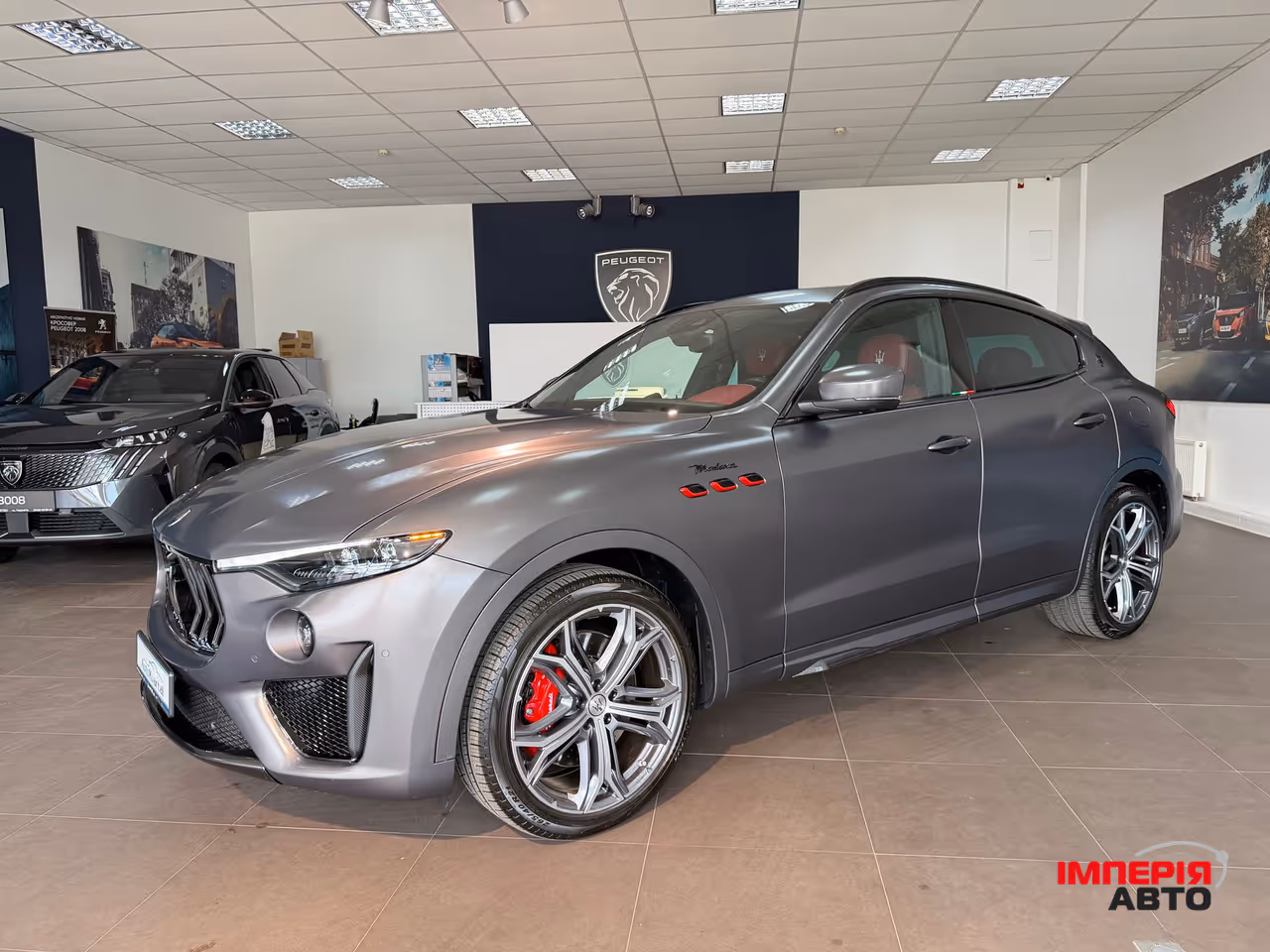 Maserati Levante - фото 6