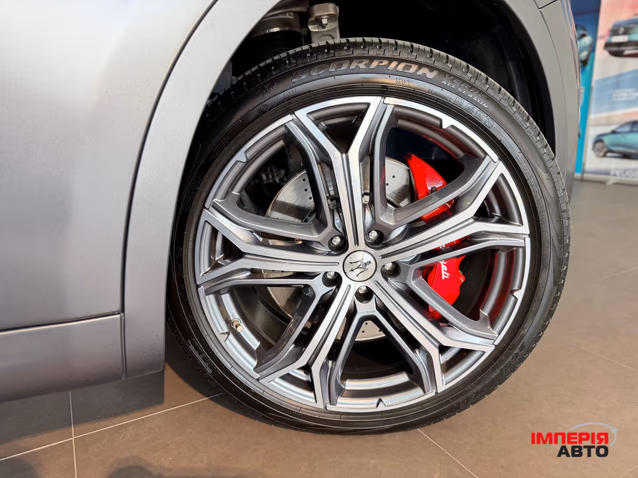 Maserati Levante - фото 19