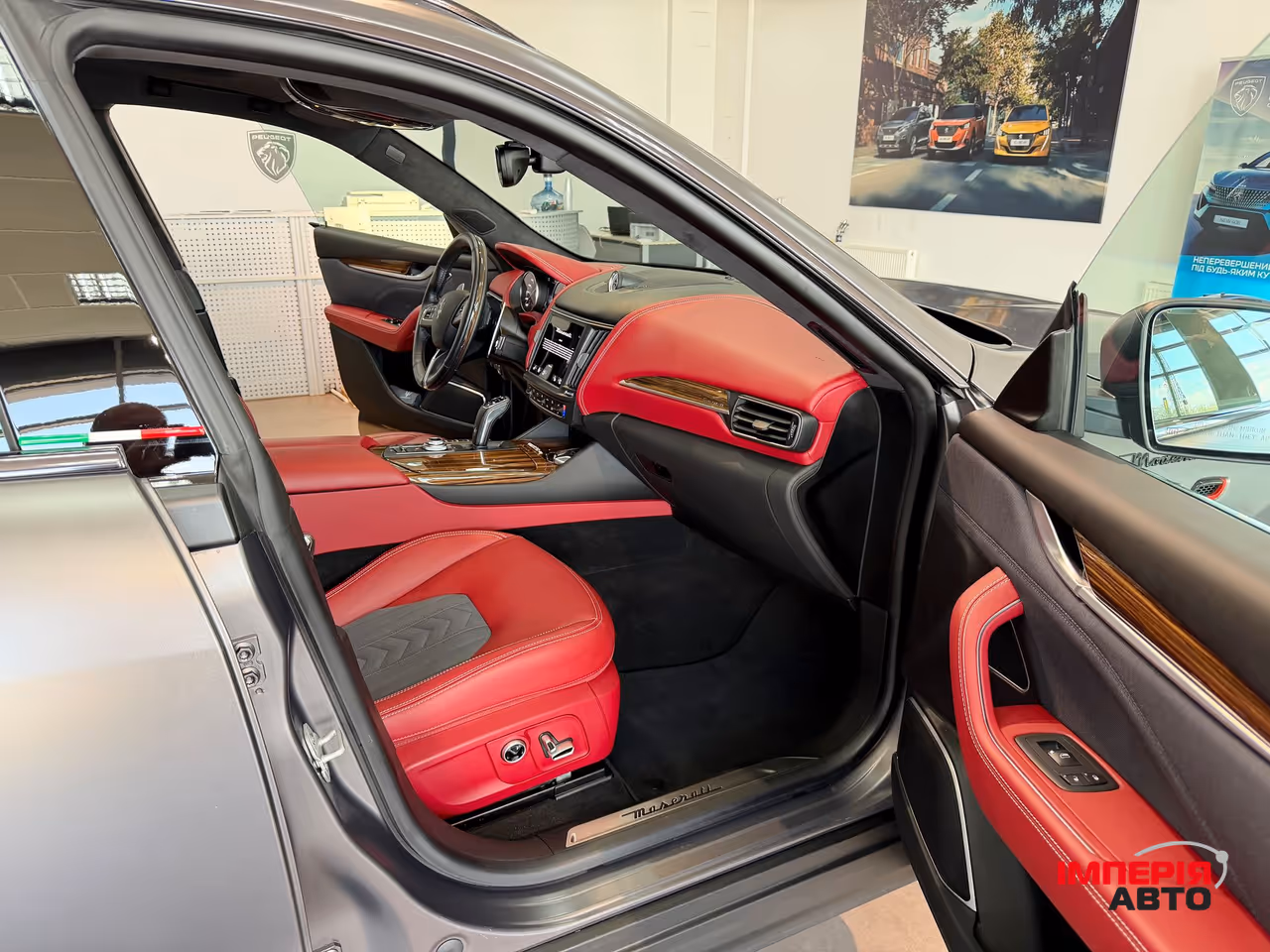 Maserati Levante - фото 51