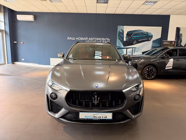 Maserati Levante - фото 4