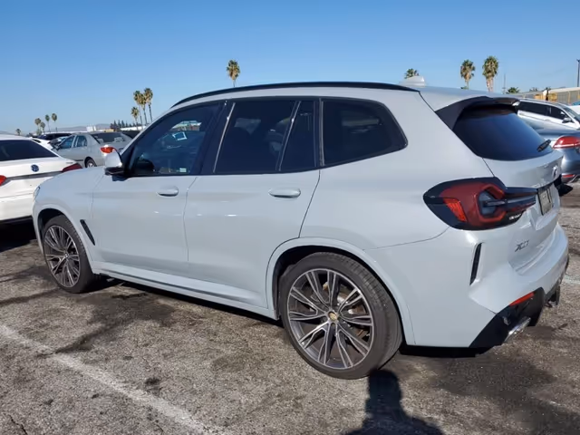 BMW X3 - фото 3