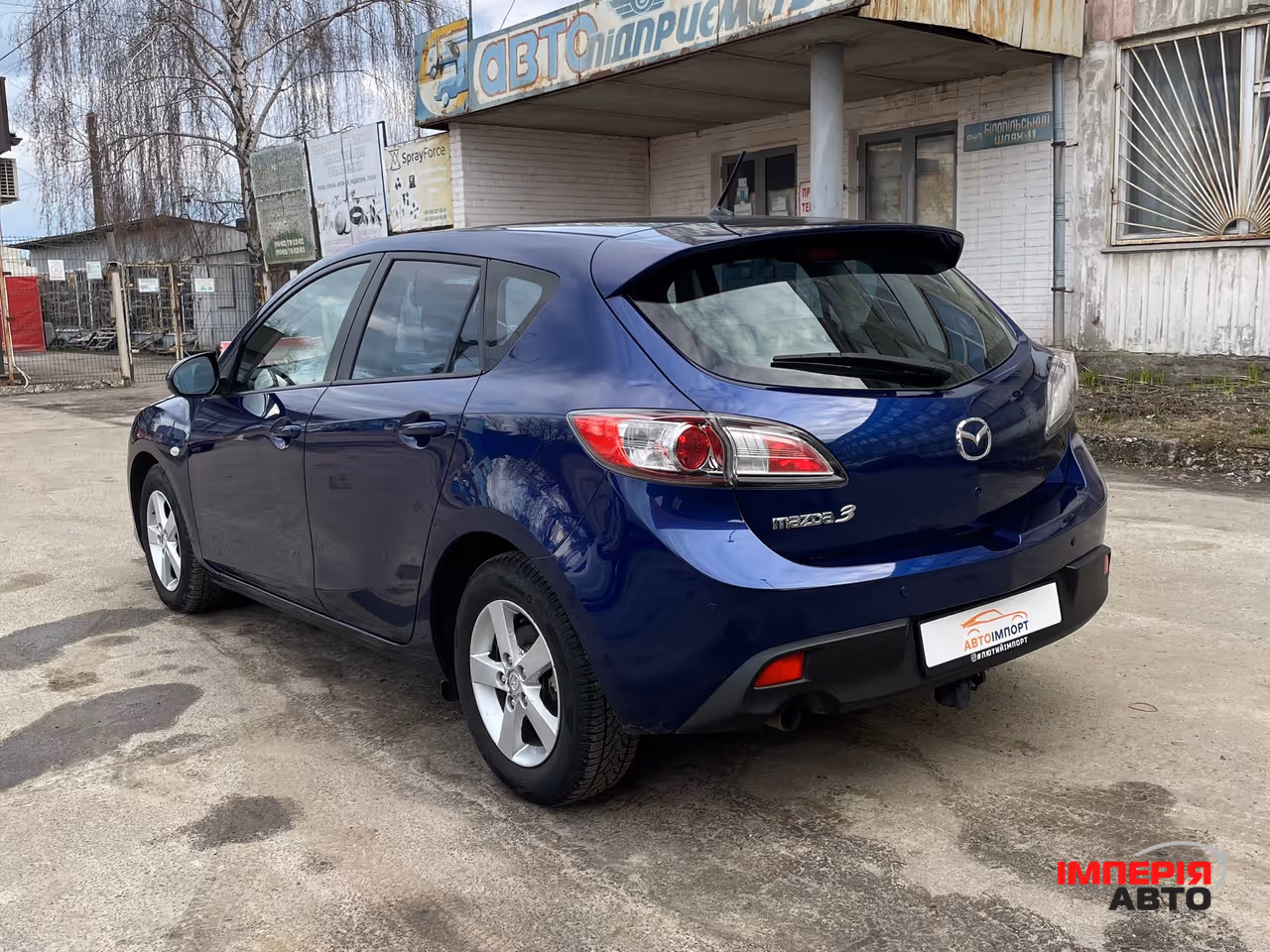 Mazda 3 - фото 9