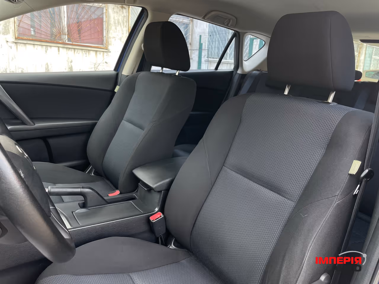 Mazda 3 - фото 17