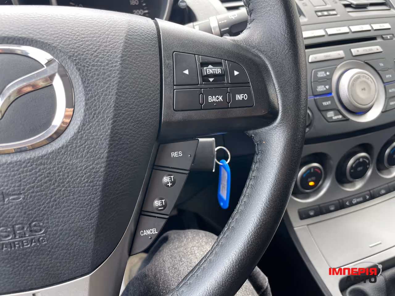 Mazda 3 - фото 20