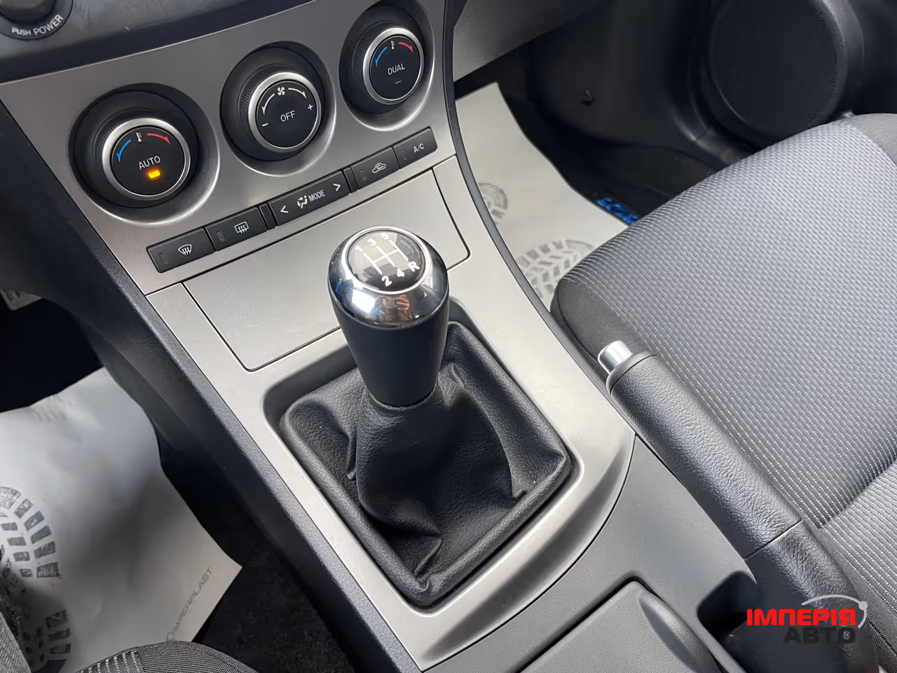 Mazda 3 - фото 29