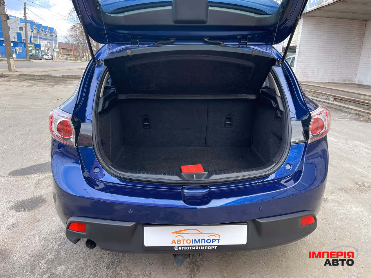 Mazda 3 - фото 40