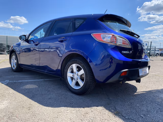 Mazda 3 - зображення 4