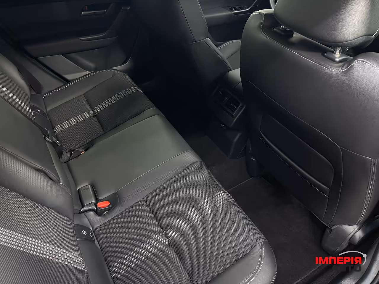 Mazda CX-50 - фото 12