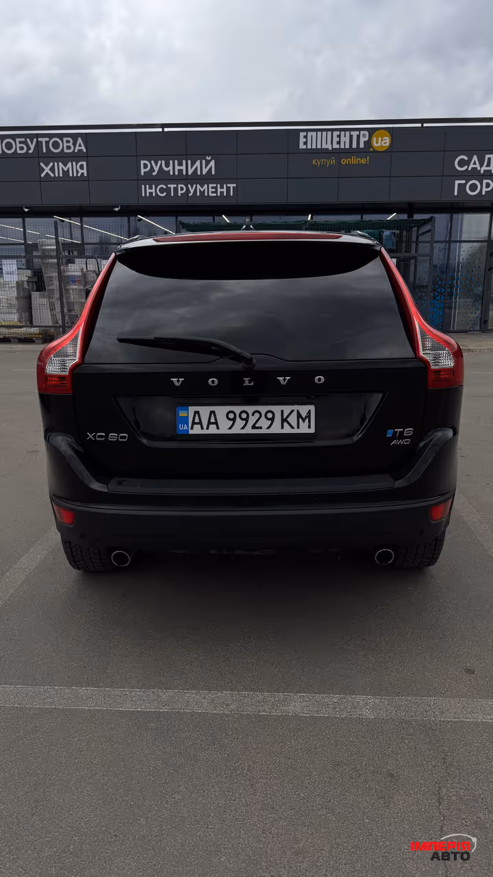 Volvo XC60 - фото 5