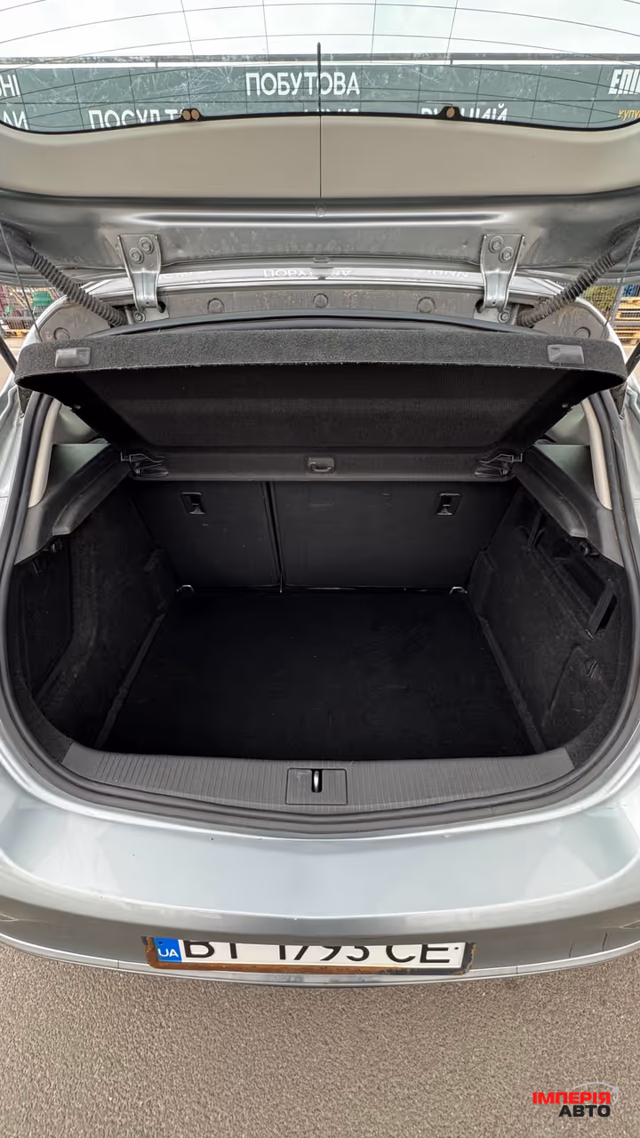 Opel Astra - фото 16