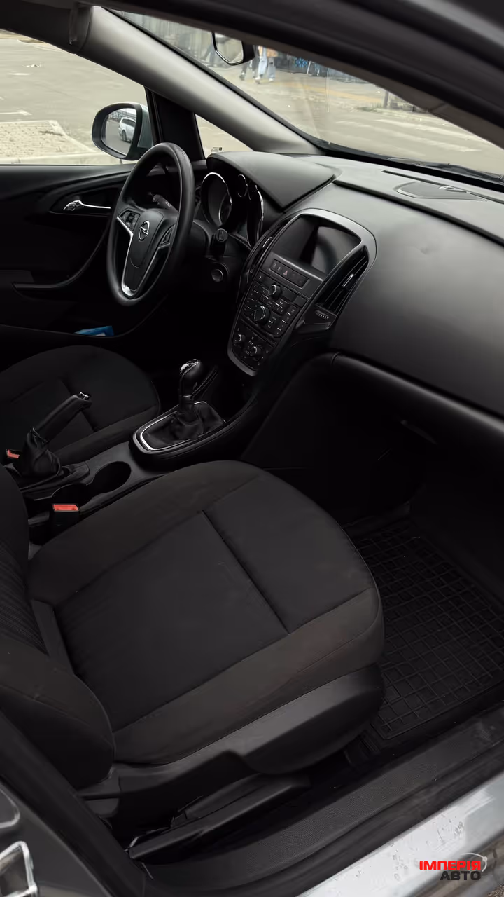 Opel Astra - фото 8