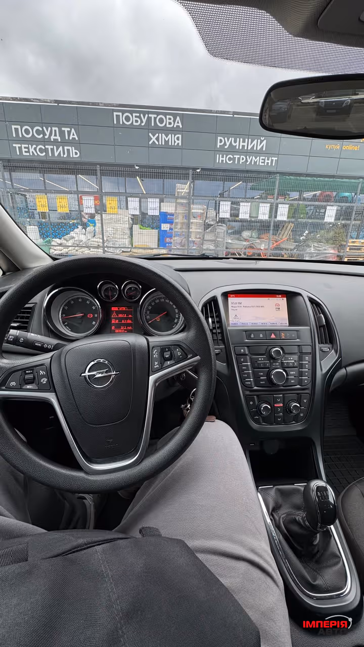 Opel Astra - фото 12
