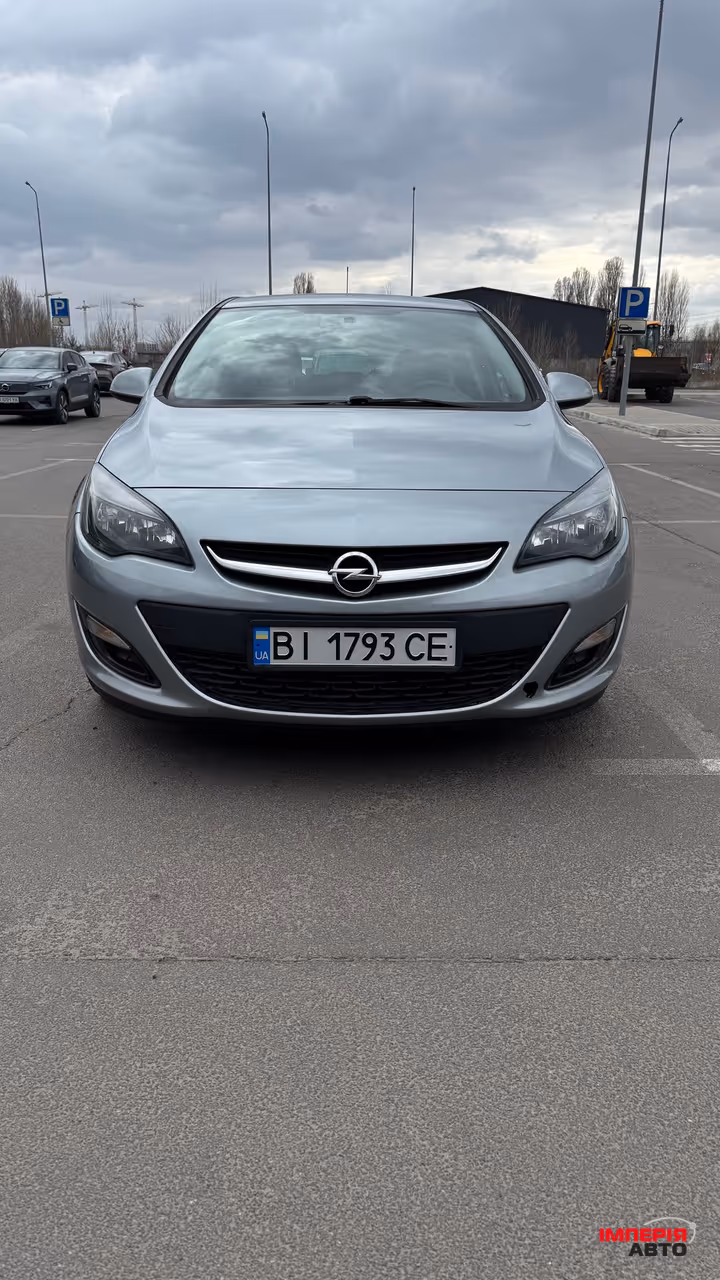 Opel Astra - фото 2