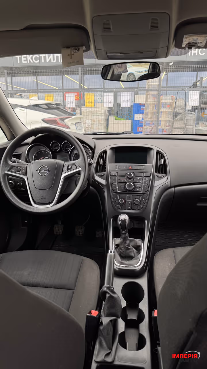 Opel Astra - фото 9