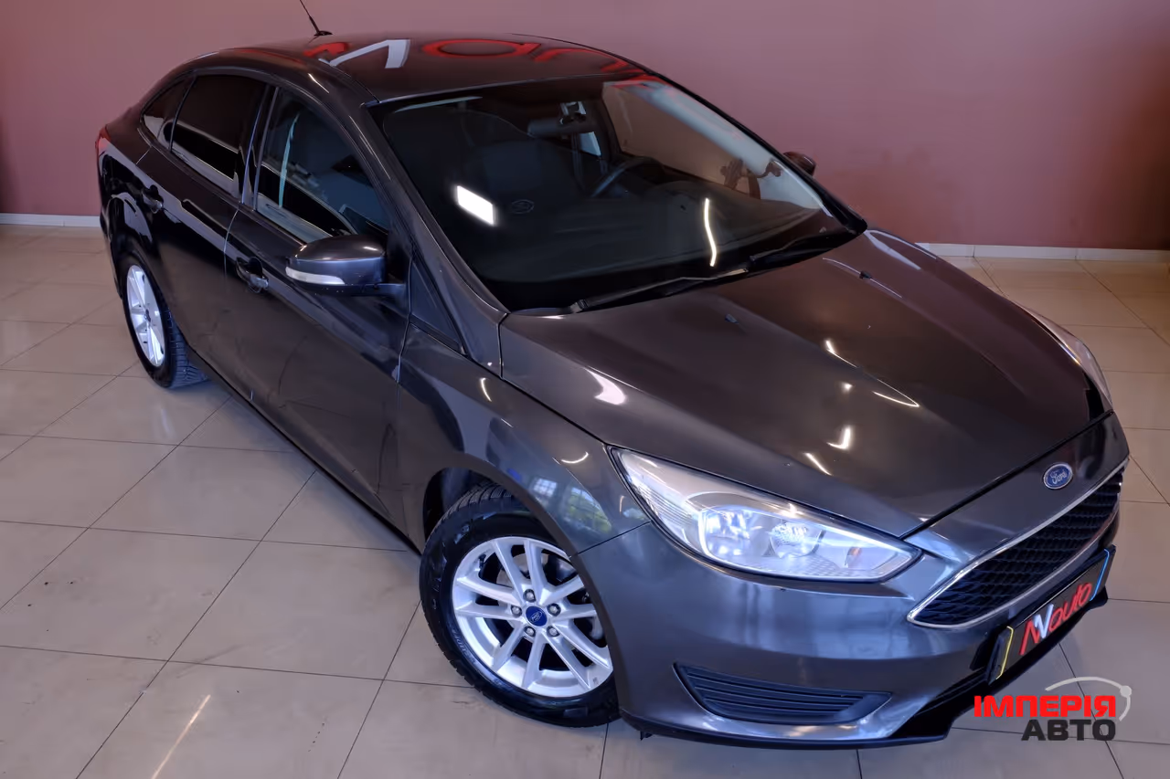 Ford Focus - фото 4