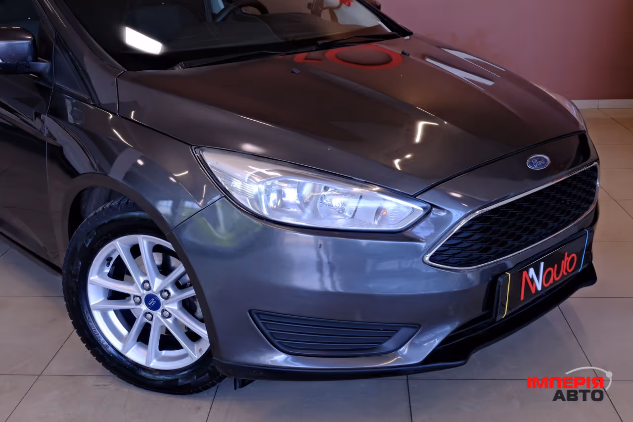 Ford Focus - фото 3